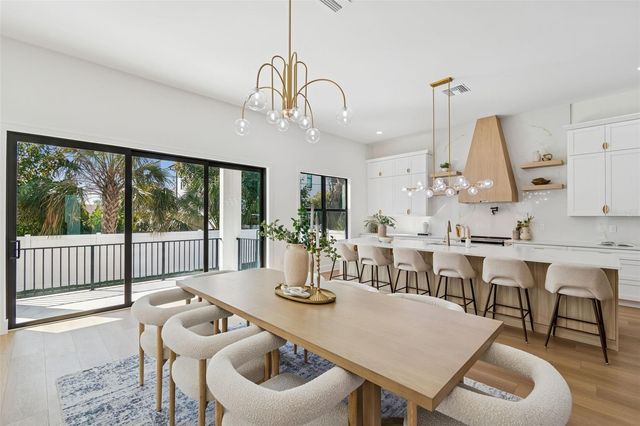 4714 W LEILA AVENUE, Tampa, FL 33616