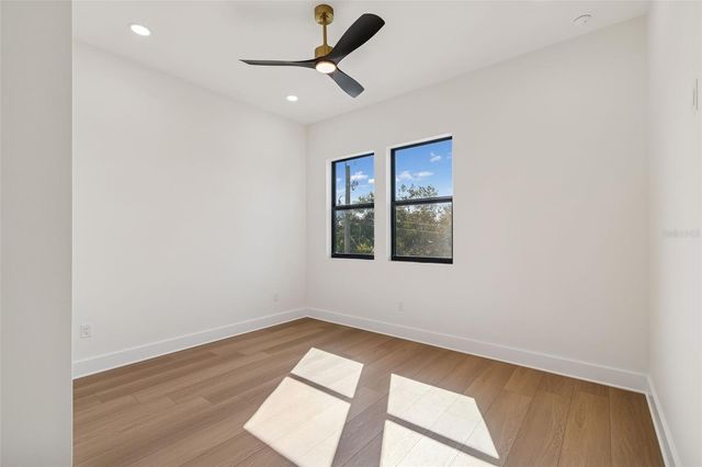 4714 W LEILA AVENUE, Tampa, FL 33616