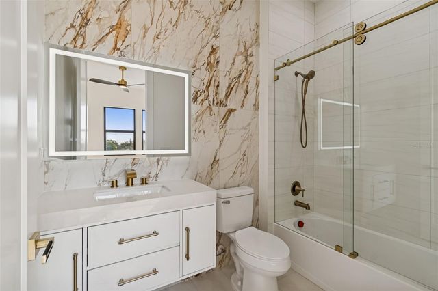 4714 W LEILA AVENUE, Tampa, FL 33616