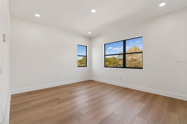 4714 W LEILA AVENUE, Tampa, FL 33616