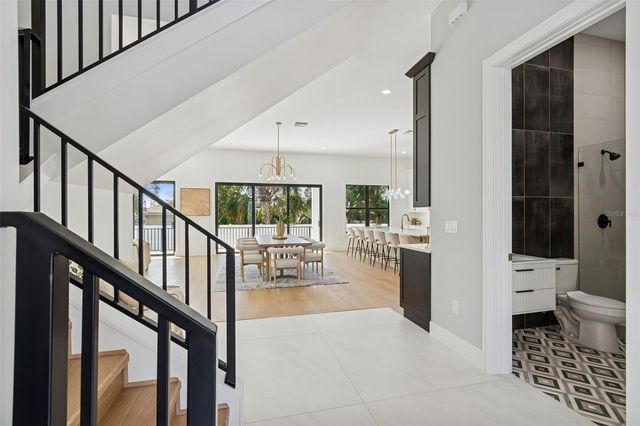 4714 W LEILA AVENUE, Tampa, FL 33616