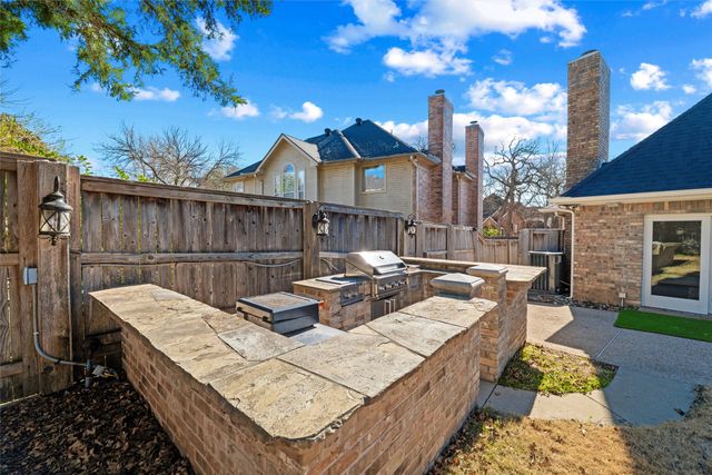 1024 Pebble Beach Drive, Mansfield, TX 76063