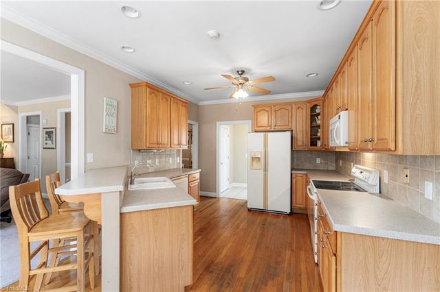 2131 Scalesville Road, Summerfield, NC 27358