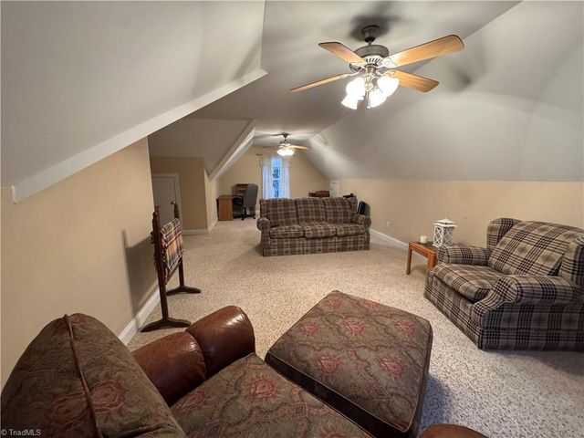 2131 Scalesville Road, Summerfield, NC 27358