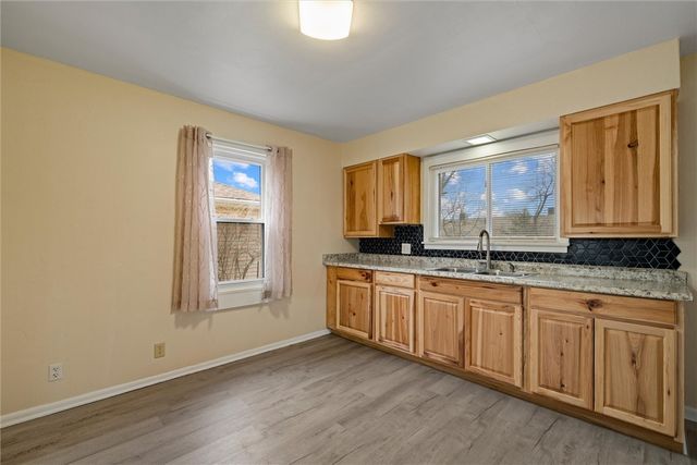 1908 Haywood St, Farrell, PA 16121