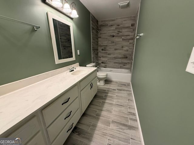 240 Sims Street, Barnesville, GA 30204