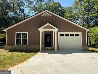 240 Sims Street, Barnesville, GA 30204