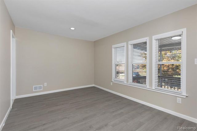 1565 Glendale Street, Detroit, MI 48238