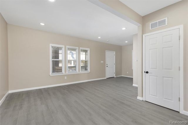 1565 Glendale Street, Detroit, MI 48238