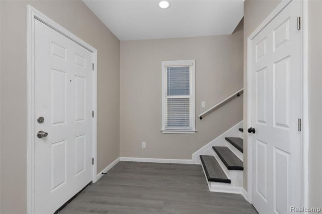 1565 Glendale Street, Detroit, MI 48238