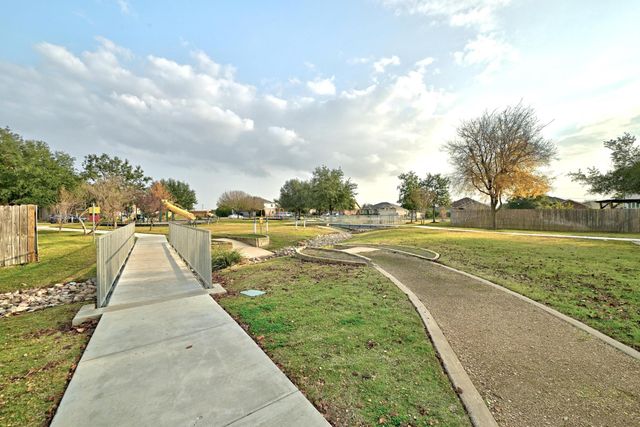 119 Aguilar DR, Hutto, TX 78634