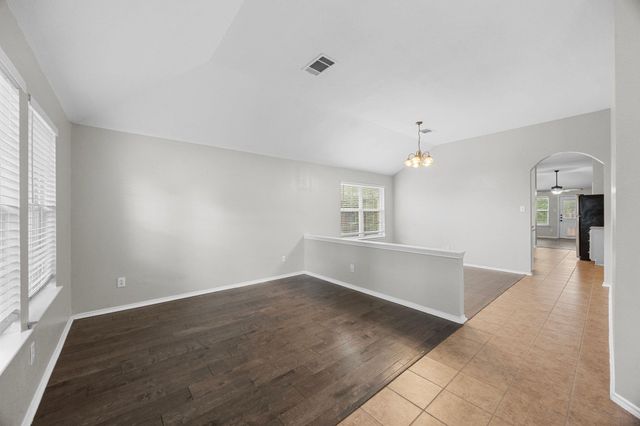 119 Aguilar DR, Hutto, TX 78634