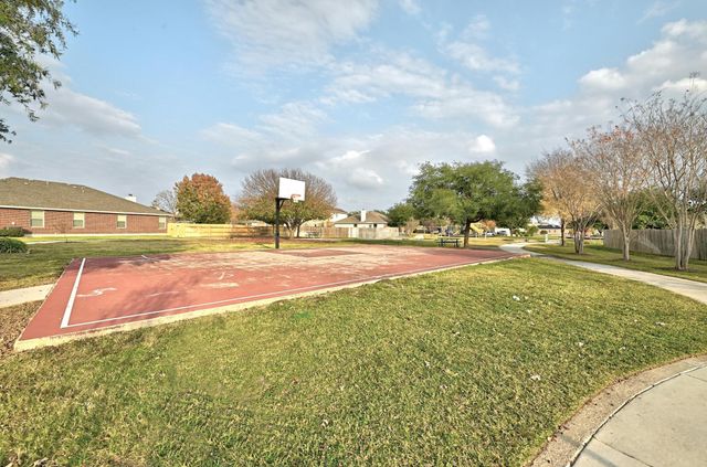 119 Aguilar DR, Hutto, TX 78634