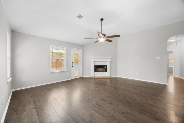 119 Aguilar DR, Hutto, TX 78634