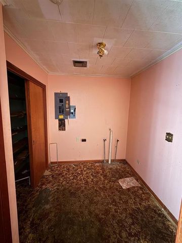 914 Howard Street, Jennings, LA 70546