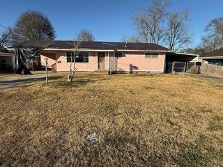914 Howard Street, Jennings, LA 70546
