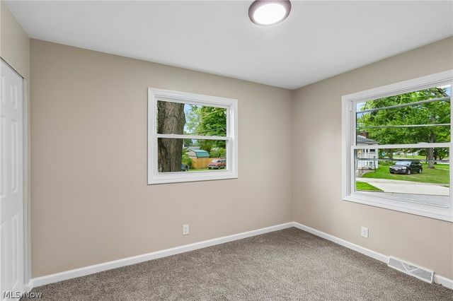 3131 Tod Avenue NW, Warren, OH 44485