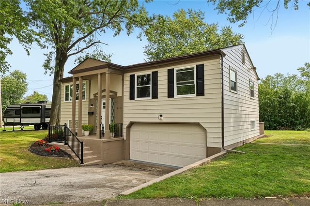 3131 Tod Avenue NW, Warren, OH 44485
