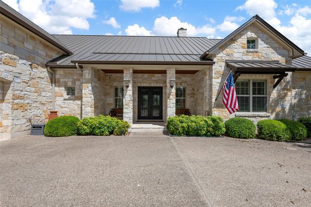 27017 Masters Parkway, Spicewood, TX 78669