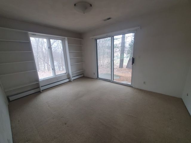 2801 12th Avenue, Rock Island, IL 61201