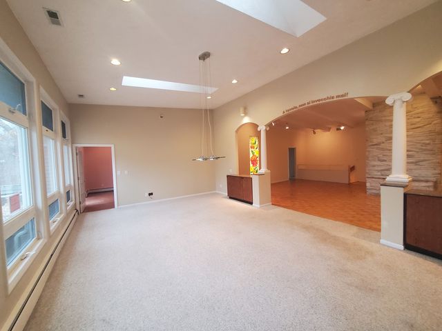 2801 12th Avenue, Rock Island, IL 61201