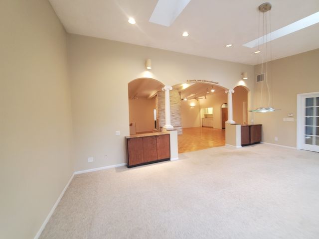 2801 12th Avenue, Rock Island, IL 61201