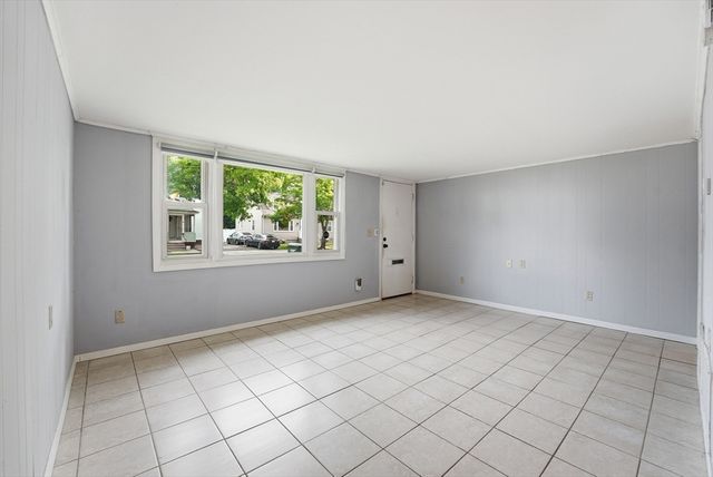 165 Hampden St, Springfield, MA 01151