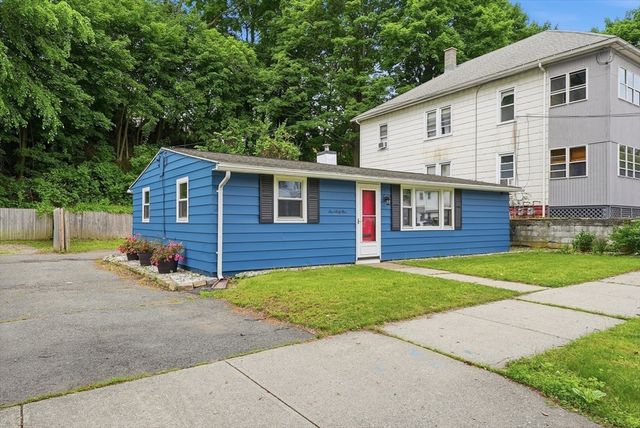 165 Hampden St, Springfield, MA 01151
