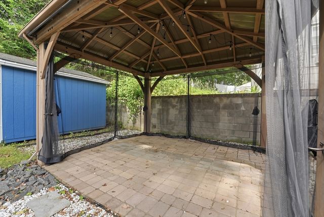165 Hampden St, Springfield, MA 01151