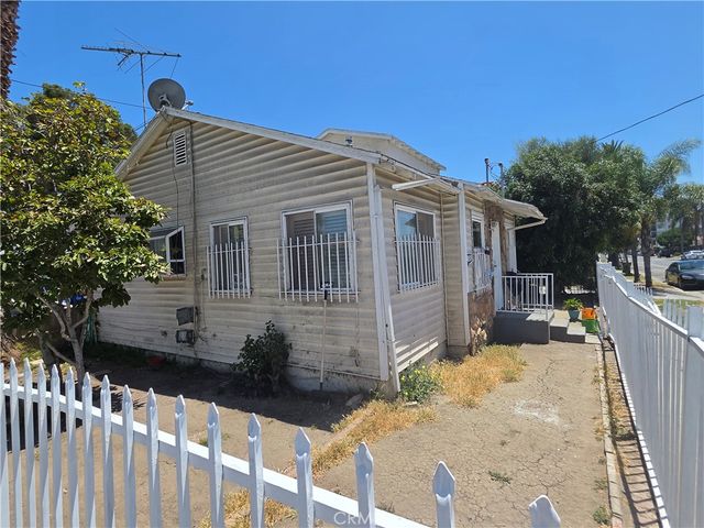 6302 Brynhurst, Los Angeles, CA 90043
