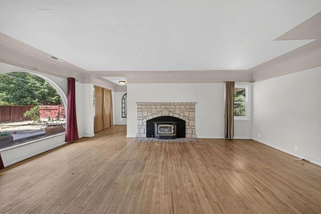 23889 Summit Road, Los Gatos, CA 95033