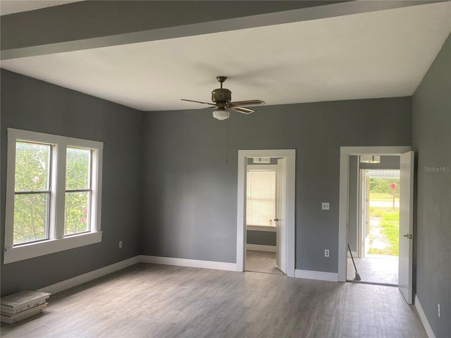 431 S MIAMI STREET, Lake Wales, FL 33853