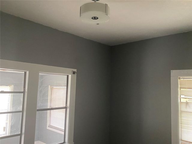 431 S MIAMI STREET, Lake Wales, FL 33853