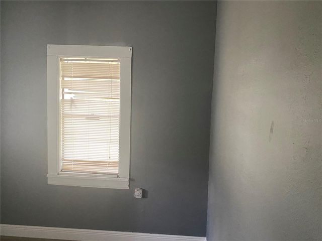 431 S MIAMI STREET, Lake Wales, FL 33853