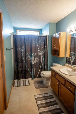 2111 61st Avenue S, Fargo, ND 58104