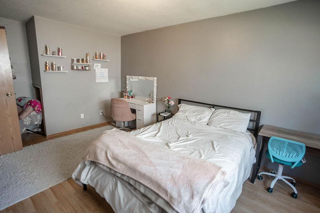 2111 61st Avenue S, Fargo, ND 58104