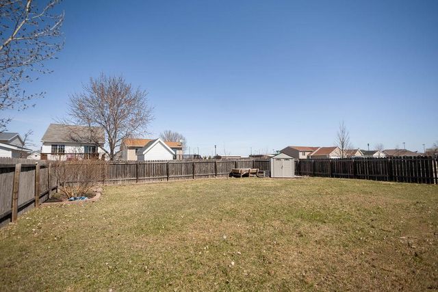 2111 61st Avenue S, Fargo, ND 58104