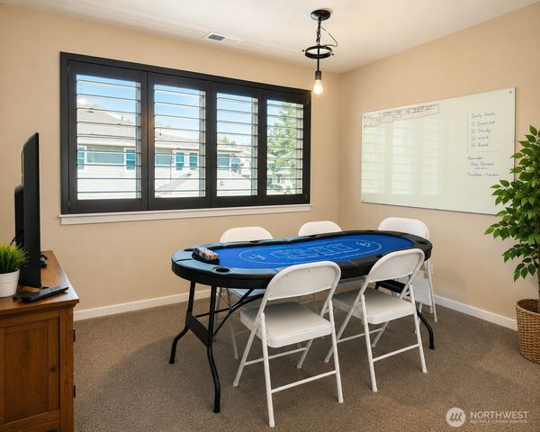 27401 243rd Place SE, Maple Valley, WA 98038