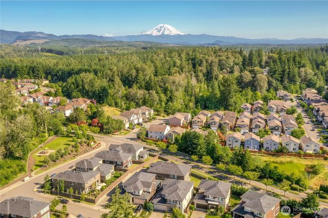 27401 243rd Place SE, Maple Valley, WA 98038