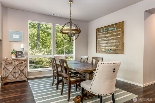 27401 243rd Place SE, Maple Valley, WA 98038