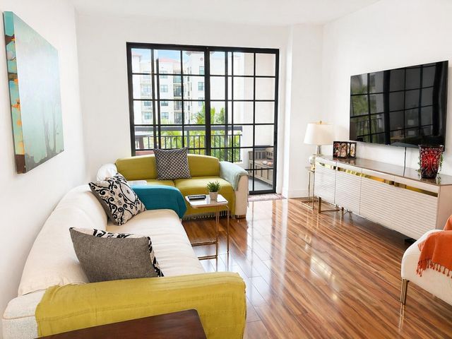 233 S Federal Highway 505, Boca Raton, FL 33432