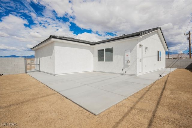 581 Valiant Avenue, Pahrump, NV 89060