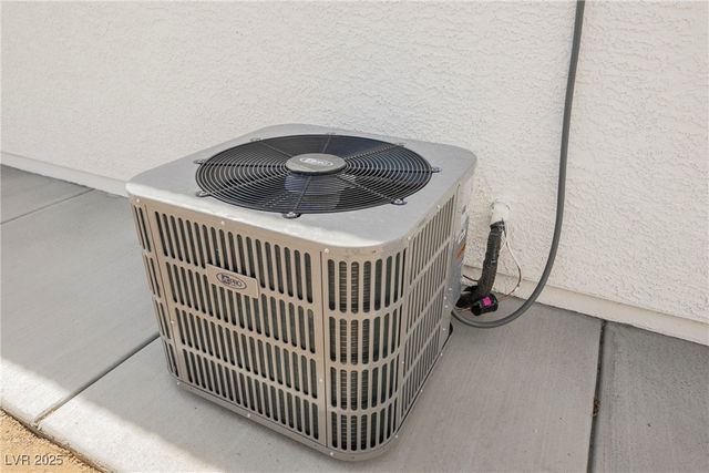 581 Valiant Avenue, Pahrump, NV 89060