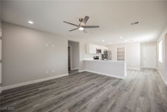 581 Valiant Avenue, Pahrump, NV 89060