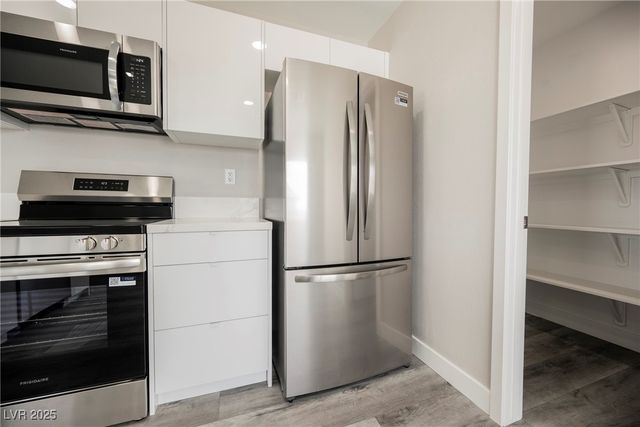 581 Valiant Avenue, Pahrump, NV 89060