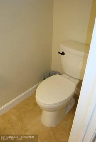 3010 NW 68th Street 102, Fort Lauderdale, FL 33309