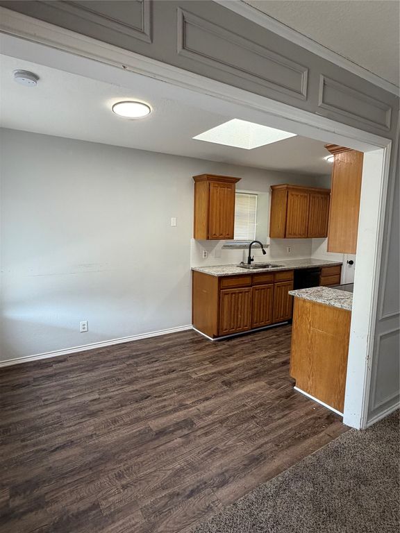 8208 Alsace Court, Fort Worth, TX 76134 — photo 5
