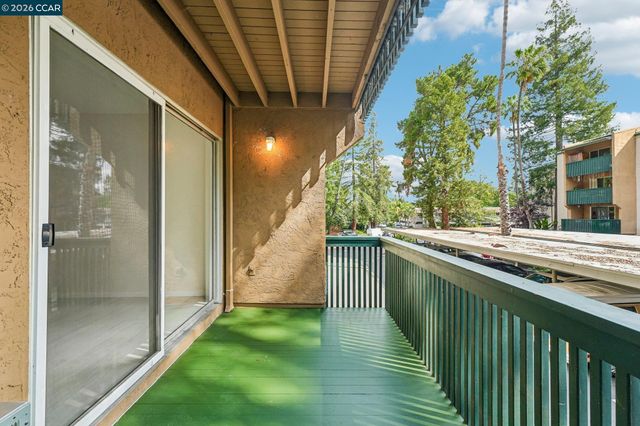 150 Sharene Ln 103, Walnut Creek, CA 94596