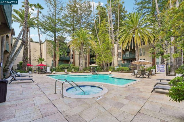 150 Sharene Ln 103, Walnut Creek, CA 94596