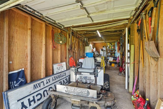 540 Bayou Avenue, Anahuac, TX 77514